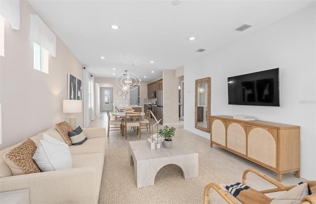 待售: $450,136 (2 贝兹, 2 浴室, 1655 平方英尺)