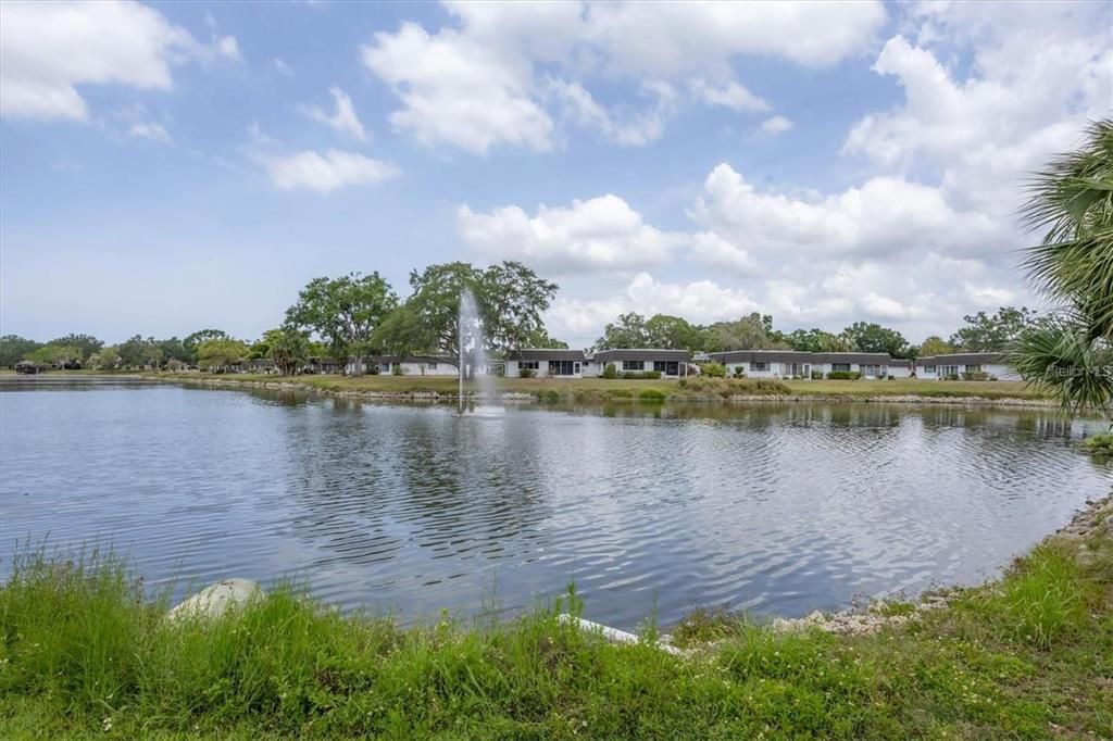 待售: $227,500 (2 贝兹, 2 浴室, 1372 平方英尺)