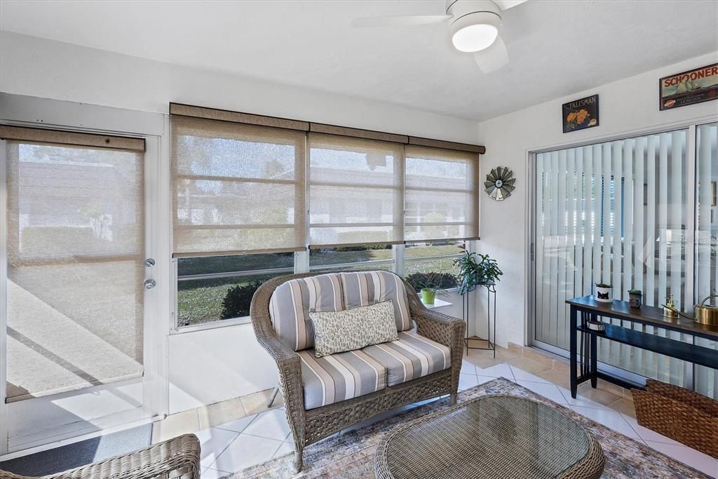 待售: $227,500 (2 贝兹, 2 浴室, 1372 平方英尺)