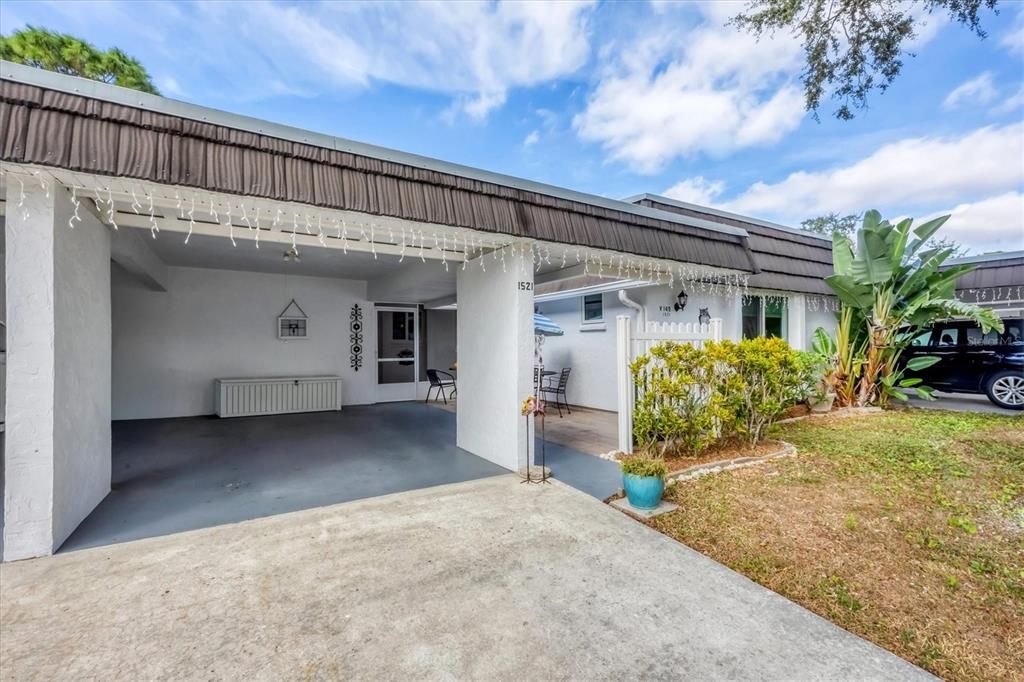 待售: $227,500 (2 贝兹, 2 浴室, 1372 平方英尺)