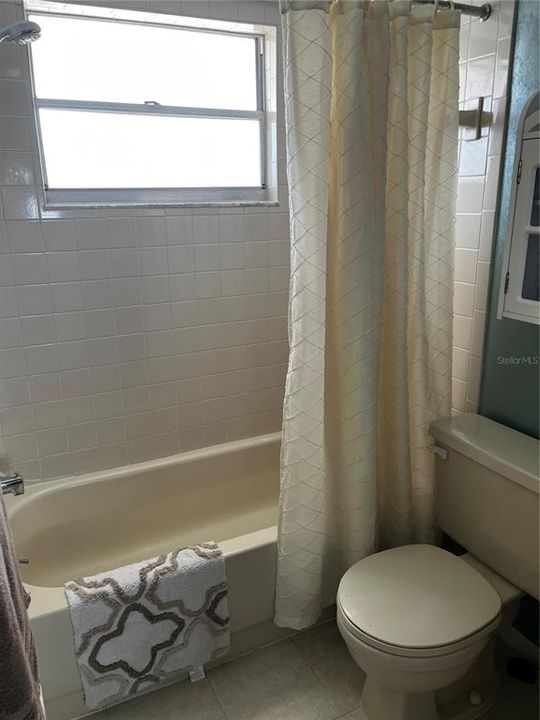 На продажу: $105,000 (1 спален, 1 ванн, 745 Квадратных фут)