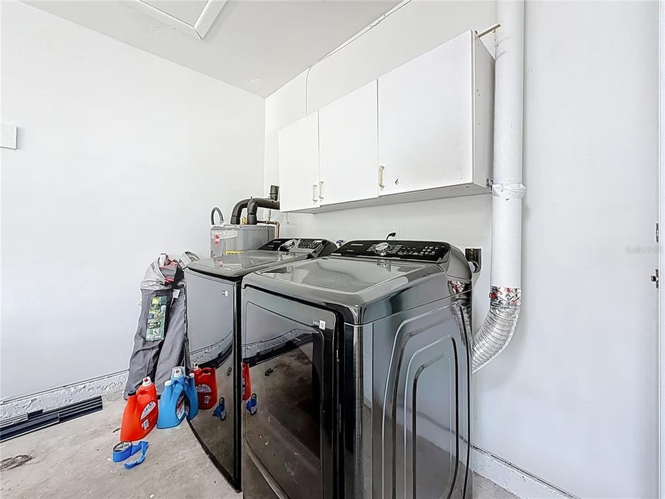 En Renta: $3,485 (3 camas, 2 baños, 1215 Pies cuadrados)