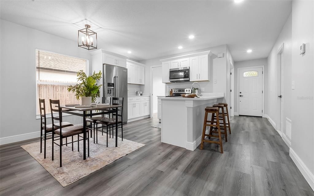 待售: $349,900 (3 贝兹, 2 浴室, 1232 平方英尺)