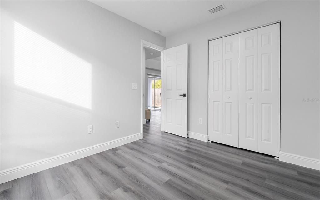 待售: $349,900 (3 贝兹, 2 浴室, 1232 平方英尺)