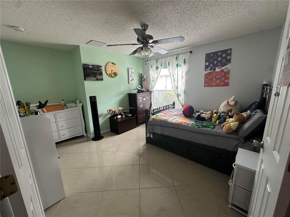 For Rent: $2,000 (3 beds, 2 baths, 1768 Square Feet)
