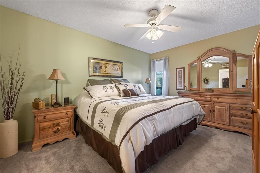 For Sale: $254,900 (3 beds, 2 baths, 1447 Square Feet)