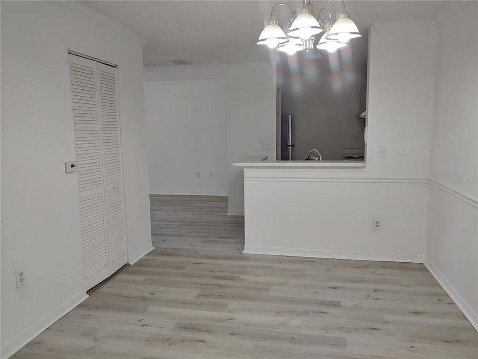 出租: $1,400 (1 贝兹, 1 浴室, 657 平方英尺)