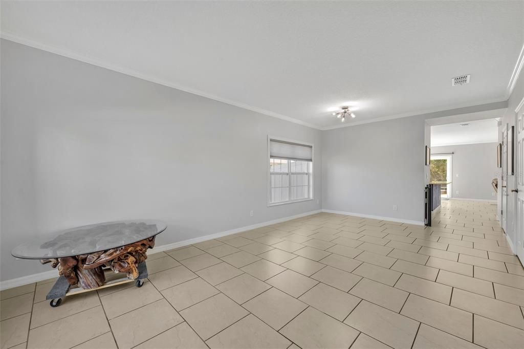 For Sale: $500,000 (5 beds, 3 baths, 2849 Square Feet)