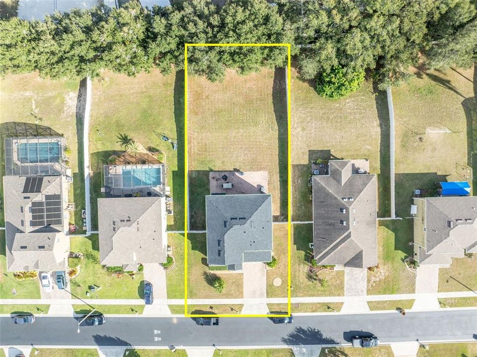 For Sale: $500,000 (5 beds, 3 baths, 2849 Square Feet)