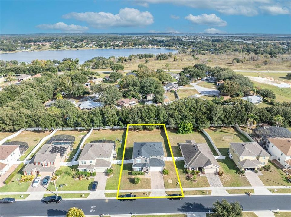 For Sale: $500,000 (5 beds, 3 baths, 2849 Square Feet)