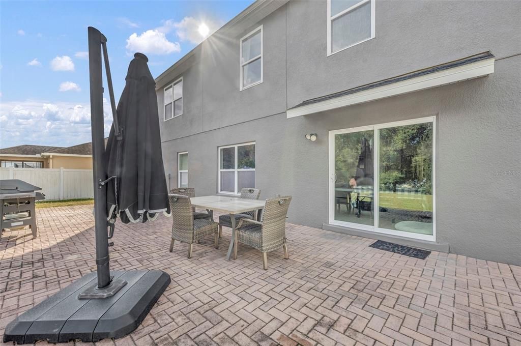 For Sale: $500,000 (5 beds, 3 baths, 2849 Square Feet)