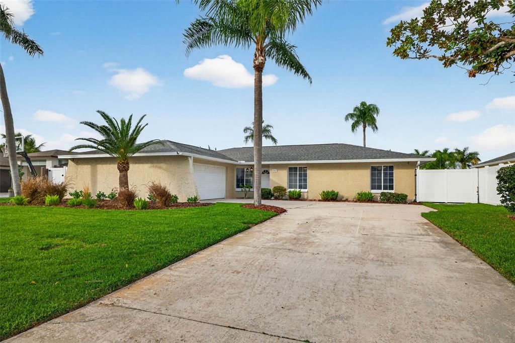 En Venta: $1,290,000 (3 camas, 2 baños, 2172 Pies cuadrados)