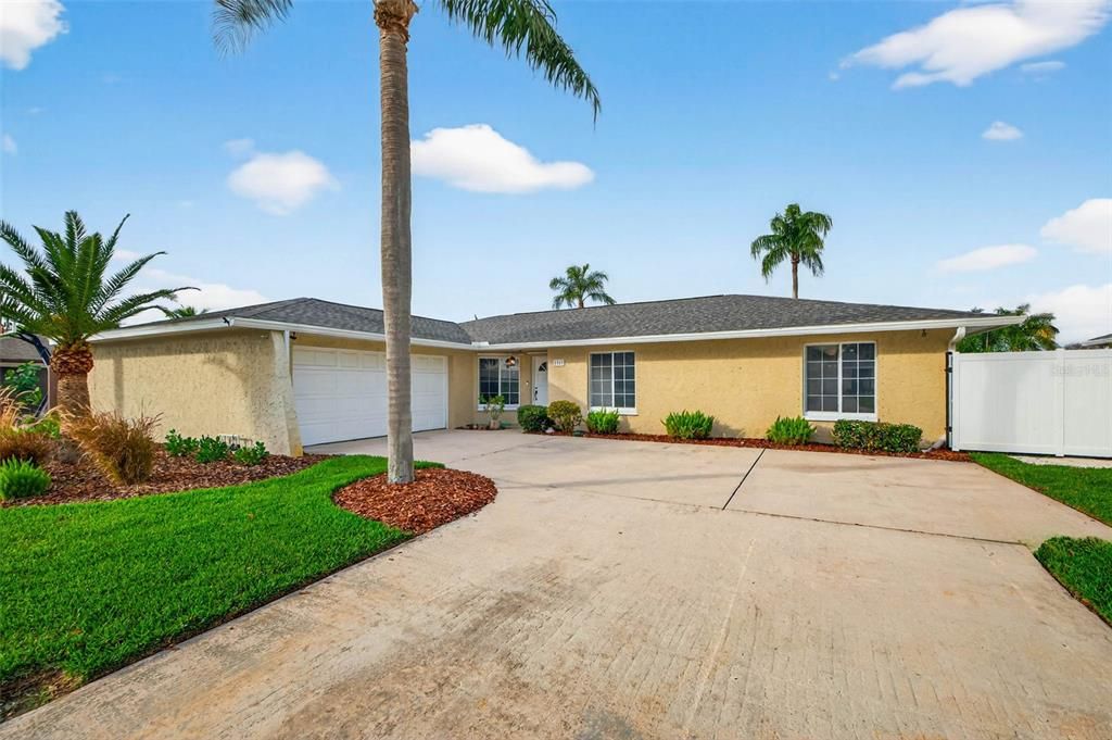 En Venta: $1,290,000 (3 camas, 2 baños, 2172 Pies cuadrados)