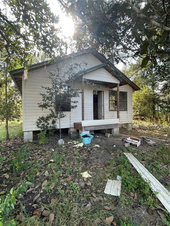 For Sale: $49,900 (2 beds, 1 baths, 825 Square Feet)