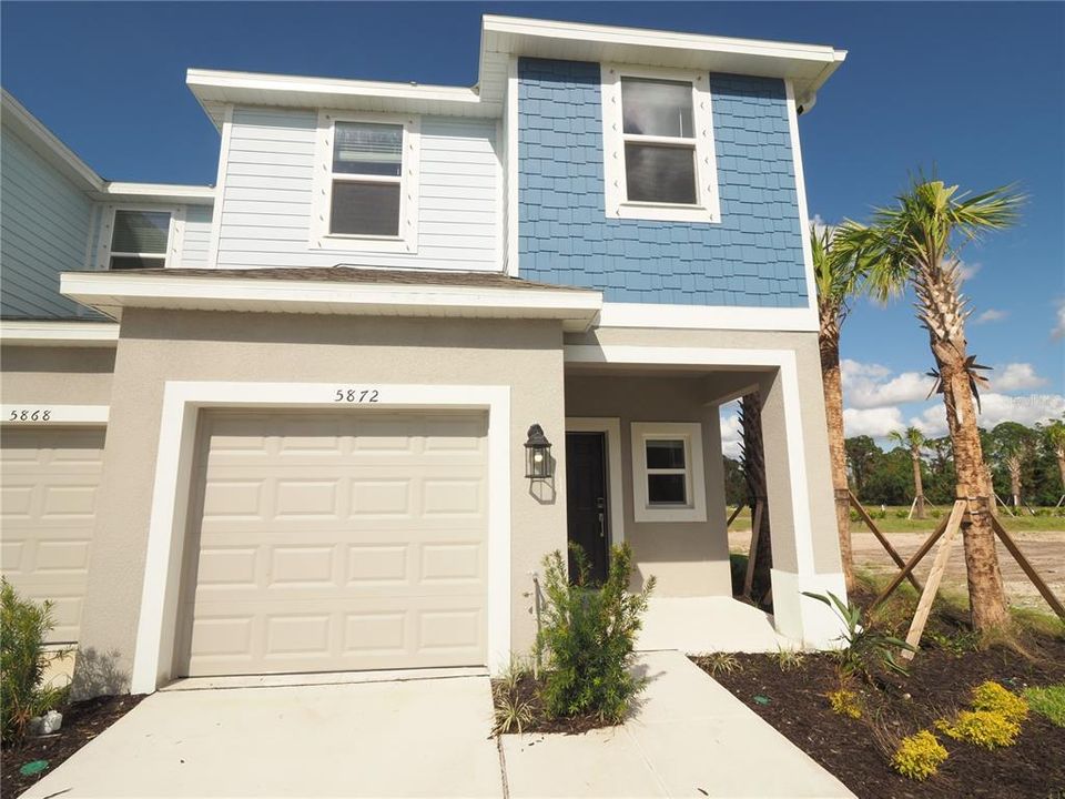 For Rent: $2,100 (3 beds, 2 baths, 1553 Square Feet)