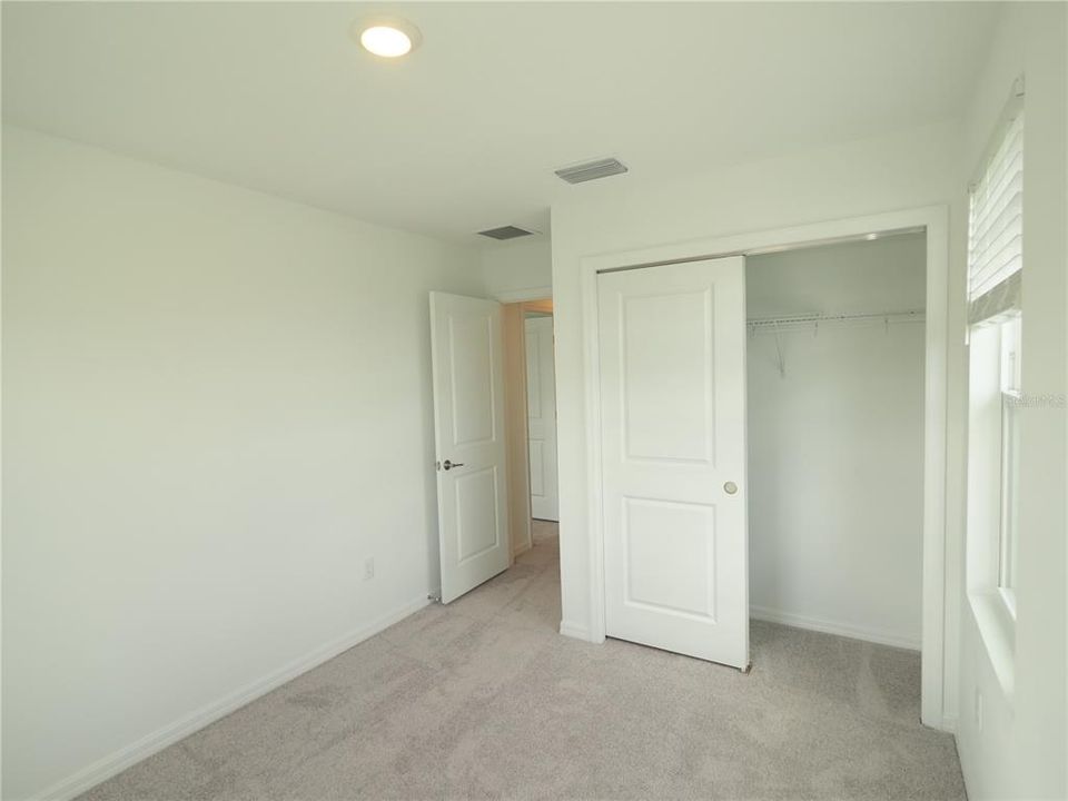 For Rent: $2,100 (3 beds, 2 baths, 1553 Square Feet)