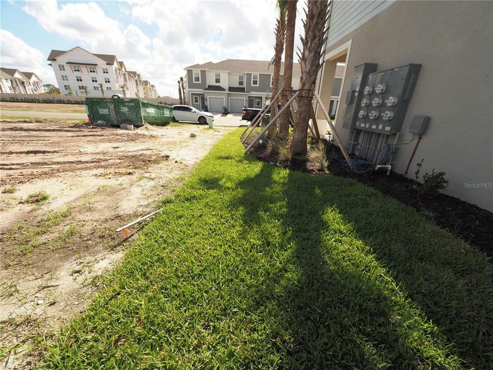 For Rent: $2,100 (3 beds, 2 baths, 1553 Square Feet)