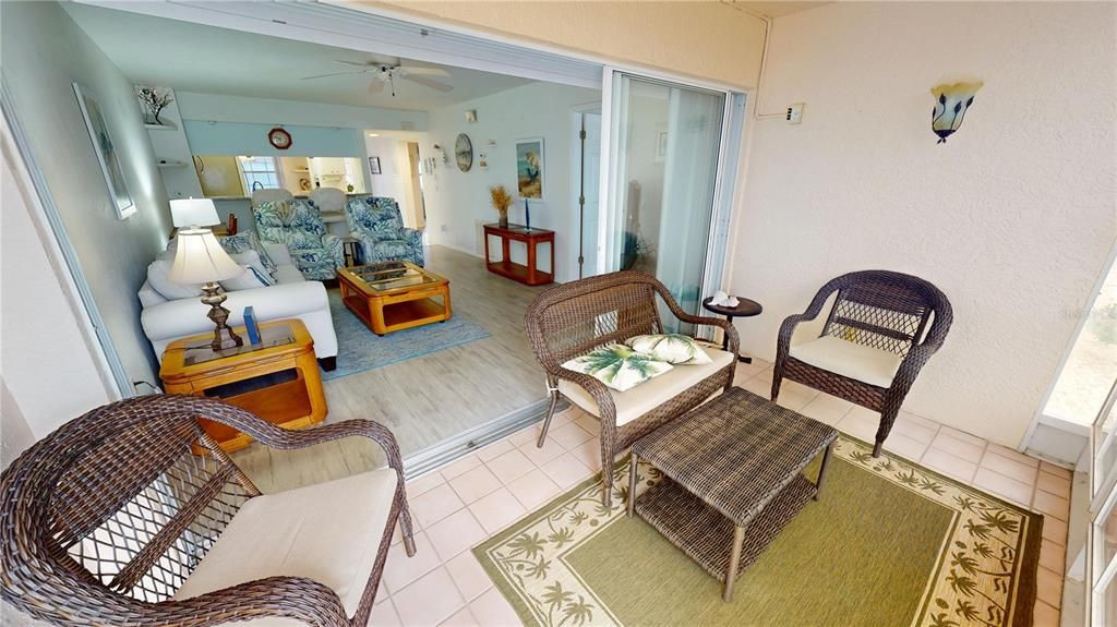 For Sale: $169,000 (2 beds, 2 baths, 1145 Square Feet)