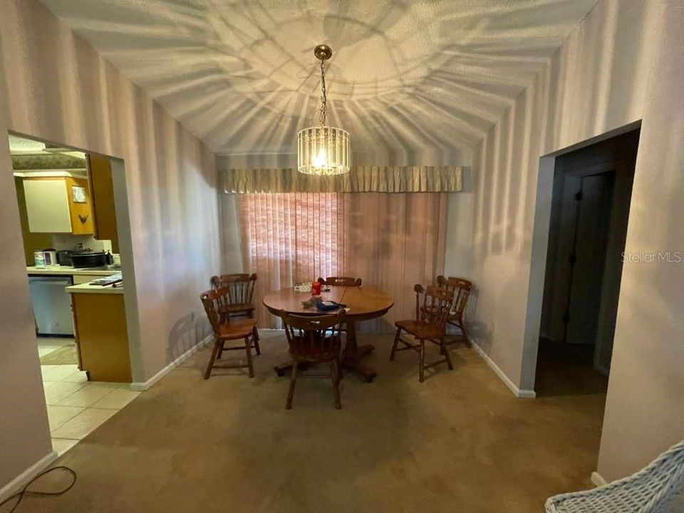 En Venta: $200,000 (2 camas, 2 baños, 1452 Pies cuadrados)