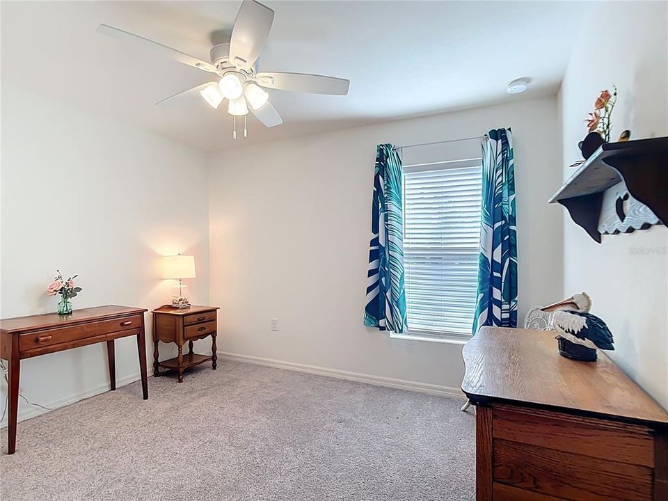 На продажу: $319,000 (3 спален, 2 ванн, 1521 Квадратных фут)