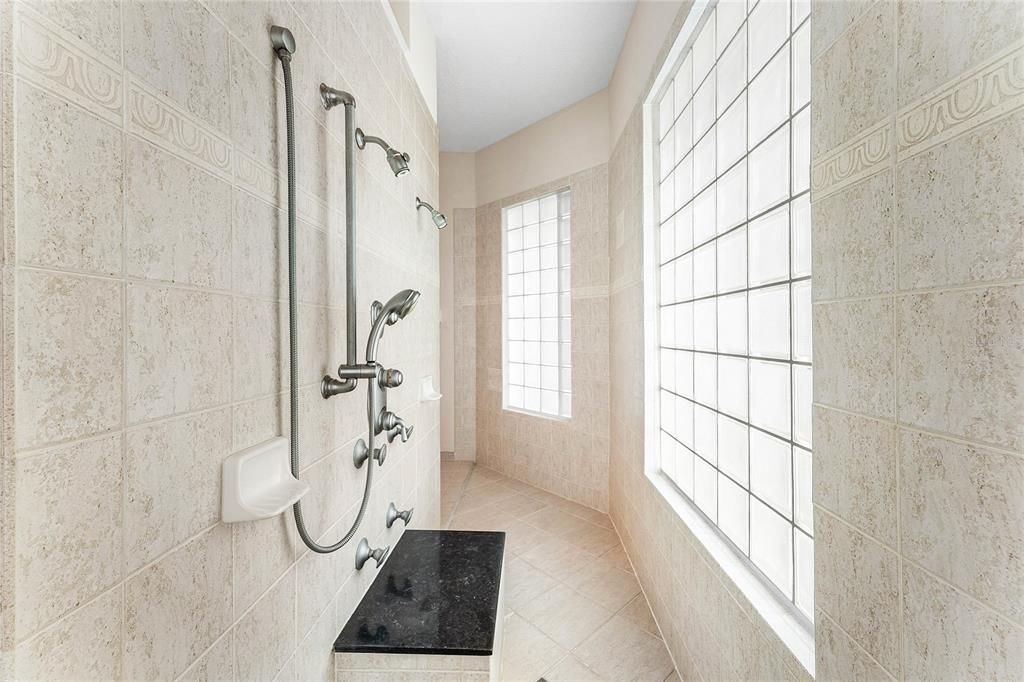 待售: $1,150,000 (3 贝兹, 3 浴室, 2648 平方英尺)