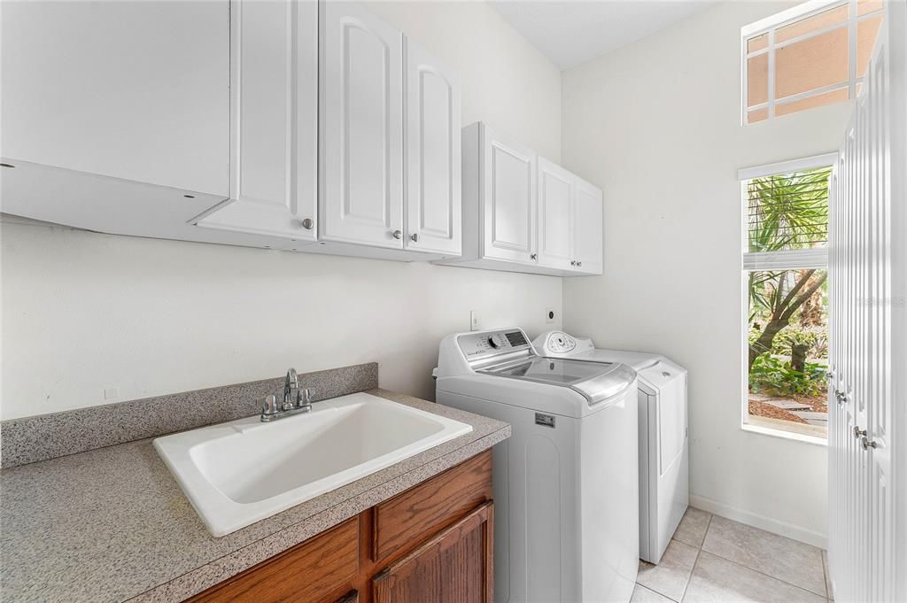 待售: $1,150,000 (3 贝兹, 3 浴室, 2648 平方英尺)