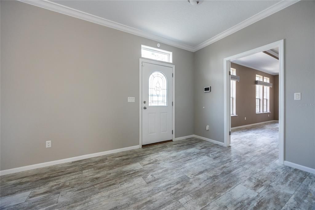 For Sale: $339,000 (3 beds, 2 baths, 2176 Square Feet)