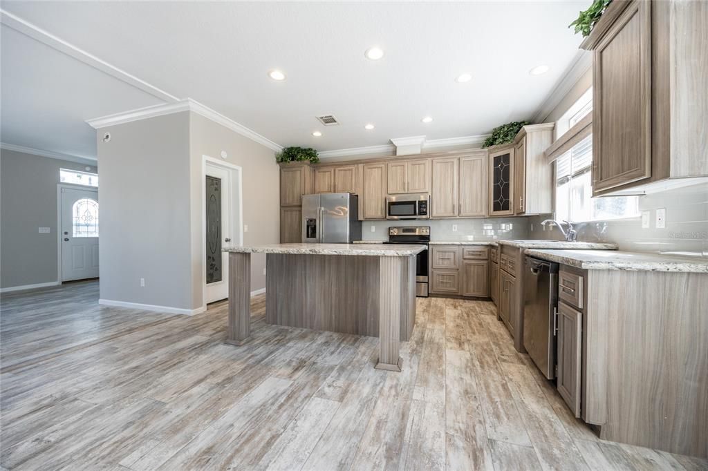 For Sale: $339,000 (3 beds, 2 baths, 2176 Square Feet)