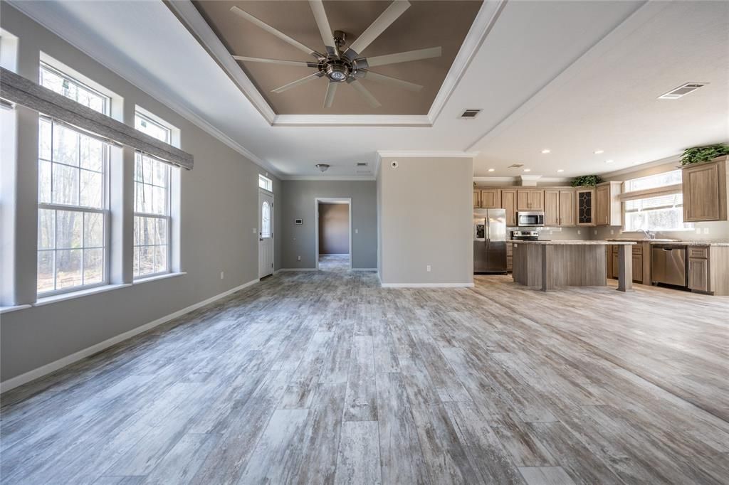 For Sale: $339,000 (3 beds, 2 baths, 2176 Square Feet)