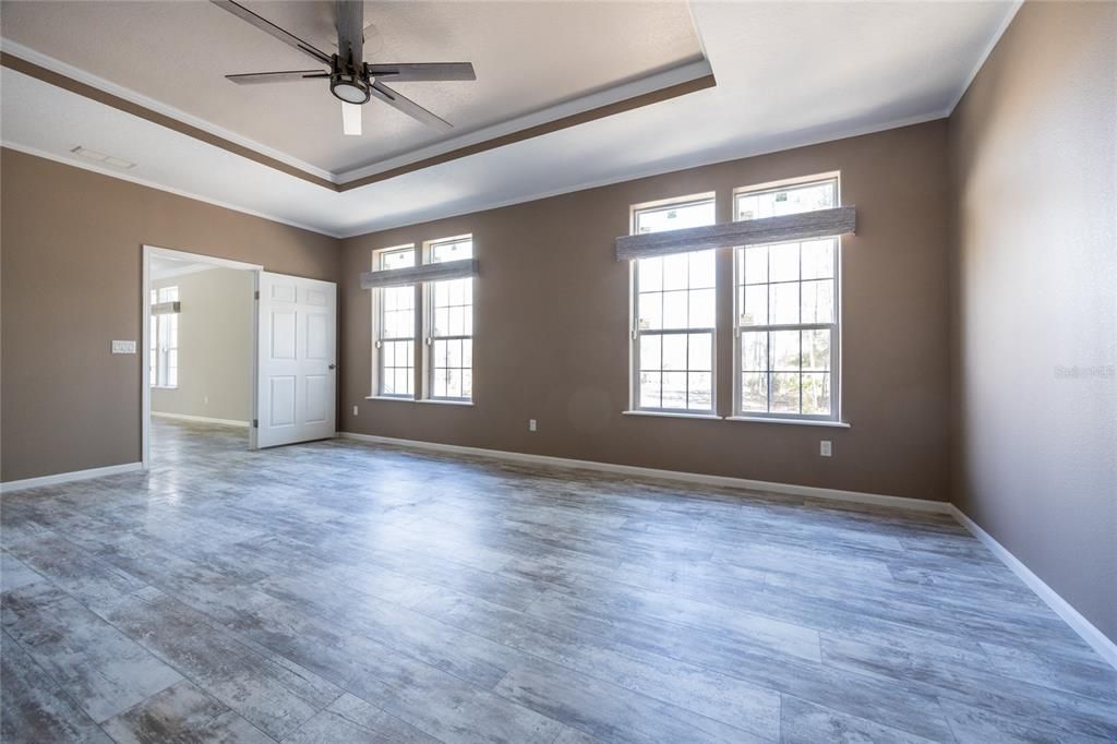 For Sale: $339,000 (3 beds, 2 baths, 2176 Square Feet)