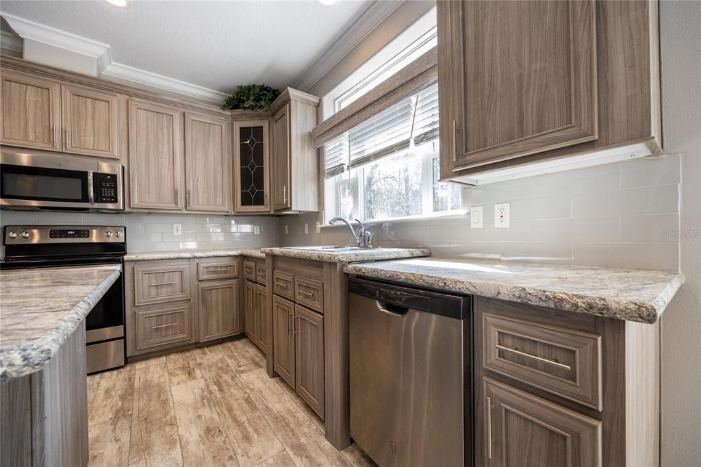 For Sale: $339,000 (3 beds, 2 baths, 2176 Square Feet)