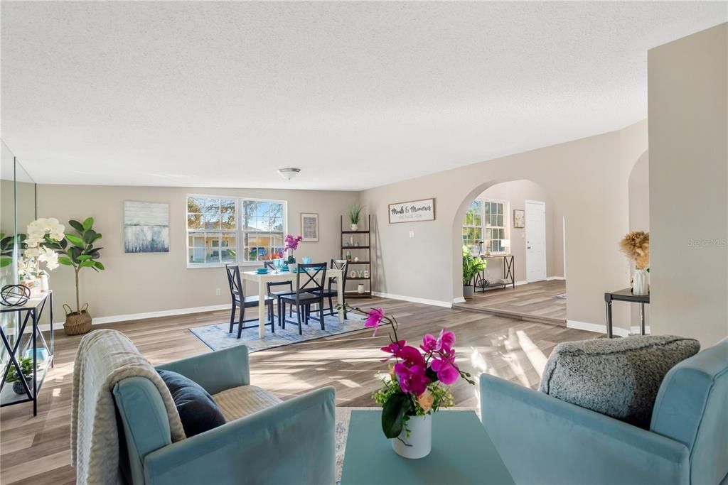 For Sale: $499,900 (4 beds, 2 baths, 2690 Square Feet)