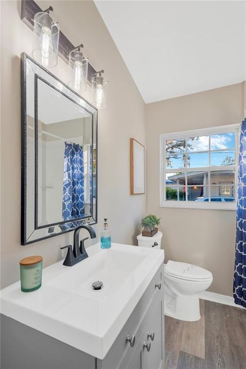 For Sale: $499,900 (4 beds, 2 baths, 2690 Square Feet)