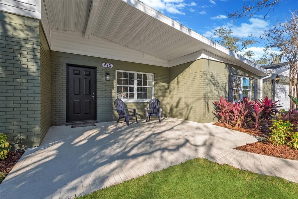 For Sale: $499,900 (4 beds, 2 baths, 2690 Square Feet)