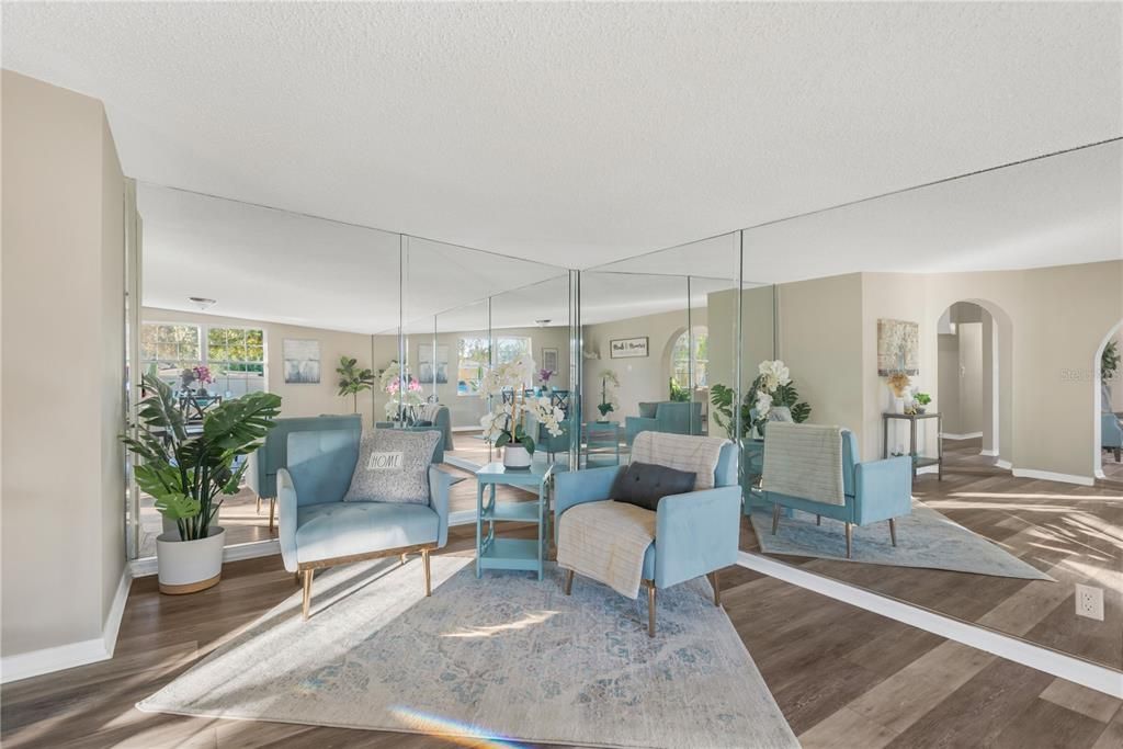 For Sale: $499,900 (4 beds, 2 baths, 2690 Square Feet)