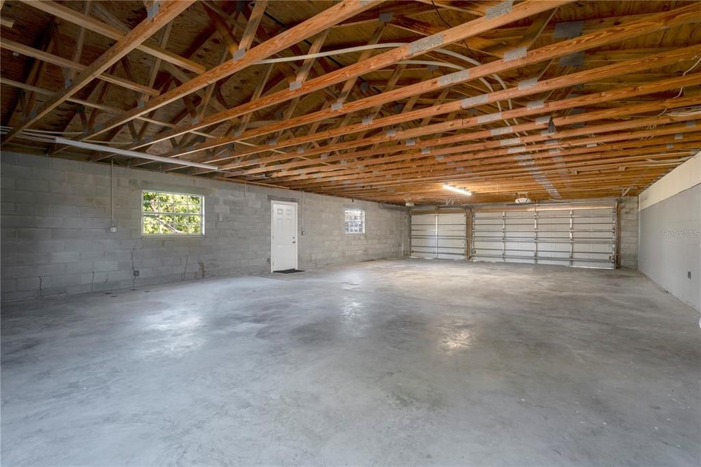 For Sale: $499,900 (4 beds, 2 baths, 2690 Square Feet)