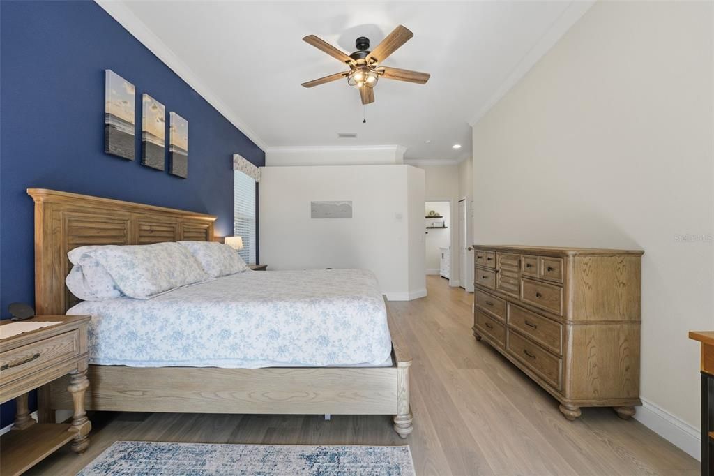 For Sale: $649,000 (3 beds, 2 baths, 2240 Square Feet)