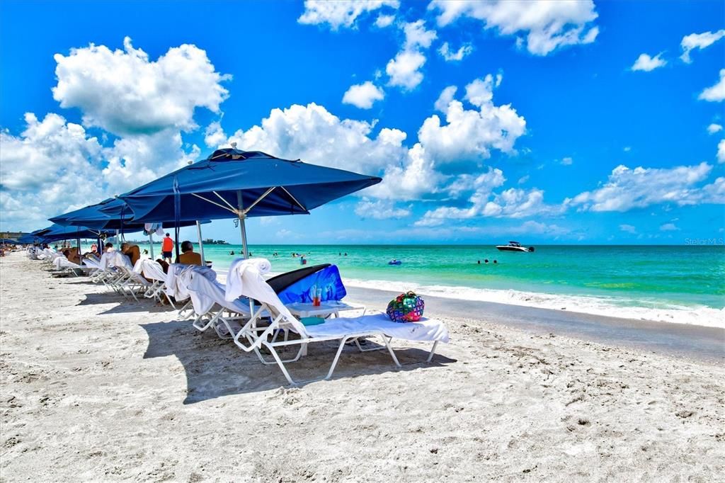 待售: $675,000 (2 贝兹, 2 浴室, 1060 平方英尺)