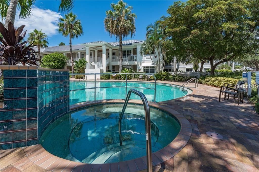 En Venta: $450,000 (2 camas, 2 baños, 1114 Pies cuadrados)