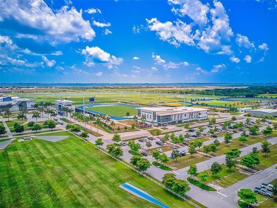 En Venta: $450,000 (2 camas, 2 baños, 1114 Pies cuadrados)