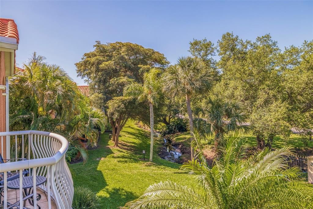 En Venta: $595,000 (3 camas, 2 baños, 2332 Pies cuadrados)