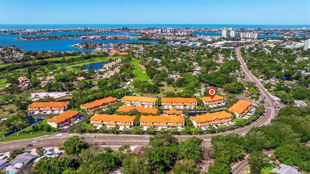 En Venta: $595,000 (3 camas, 2 baños, 2332 Pies cuadrados)