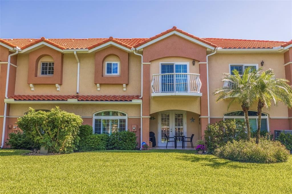 En Venta: $595,000 (3 camas, 2 baños, 2332 Pies cuadrados)