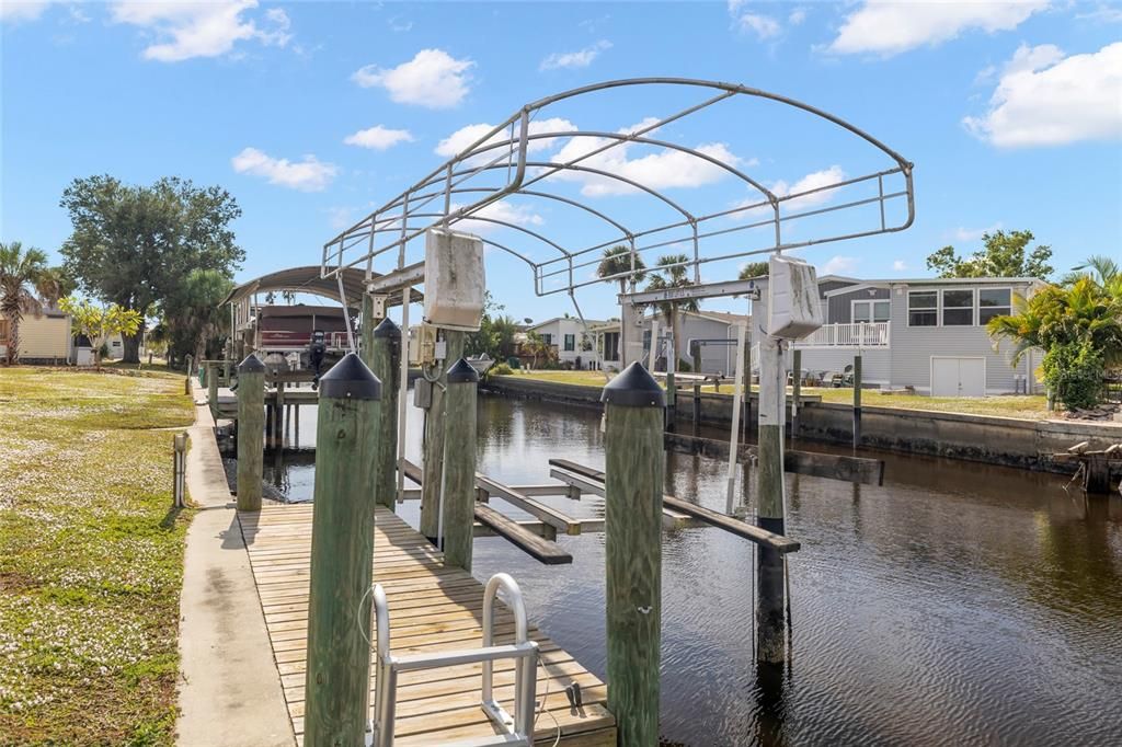 For Sale: $150,000 (2 beds, 2 baths, 960 Square Feet)