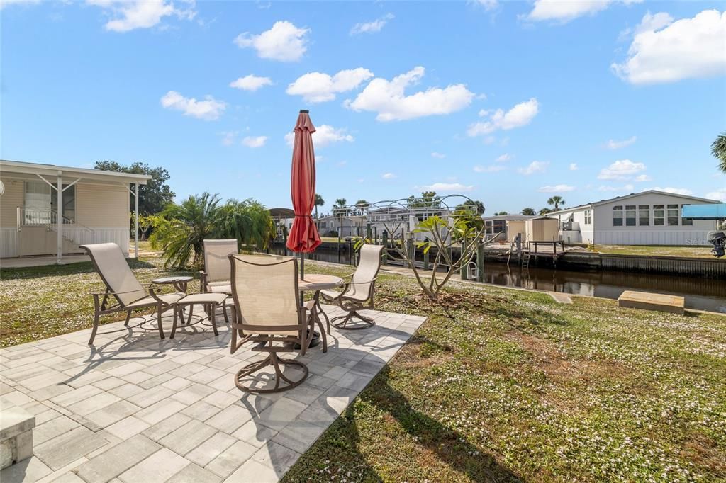 For Sale: $150,000 (2 beds, 2 baths, 960 Square Feet)