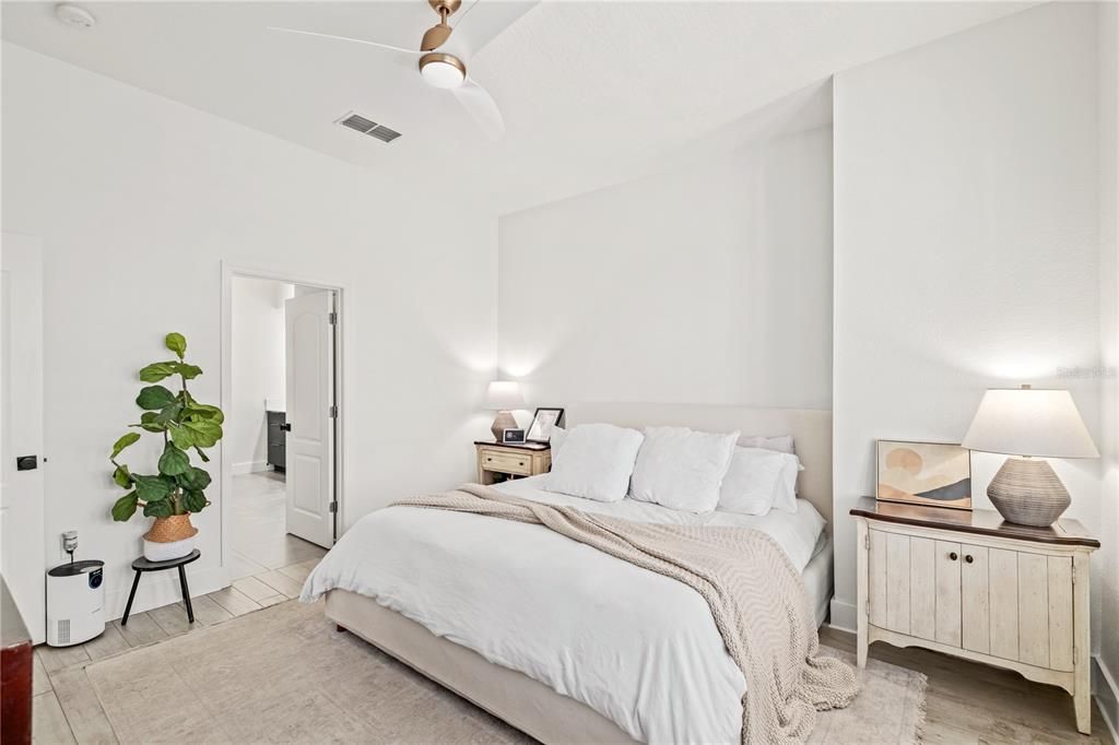 En Venta: $1,299,000 (5 camas, 3 baños, 2509 Pies cuadrados)