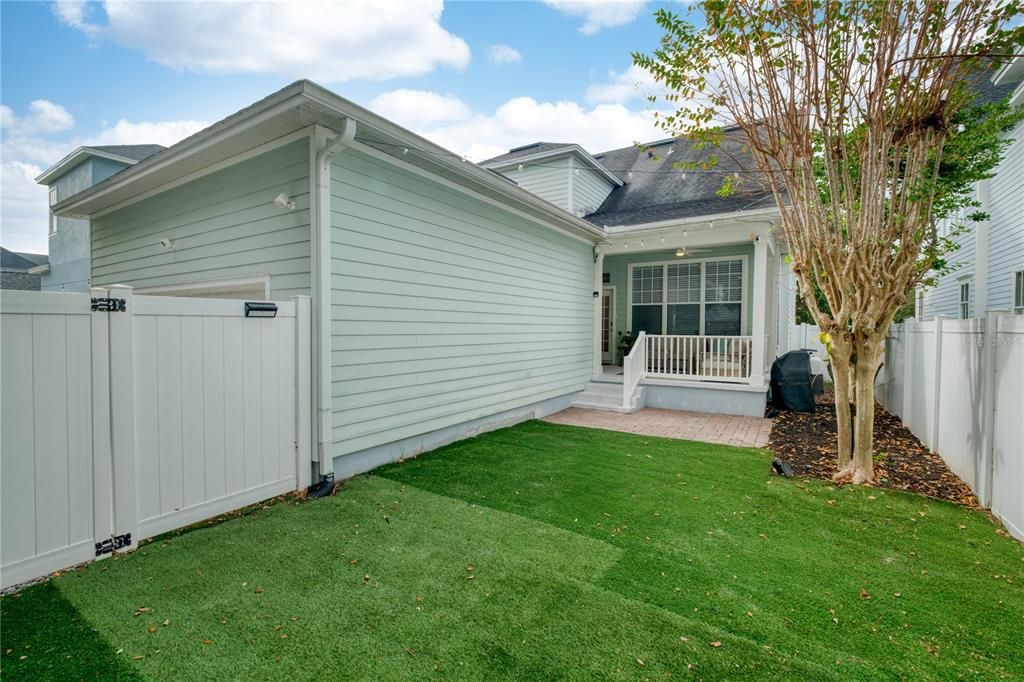 En Venta: $1,299,000 (5 camas, 3 baños, 2509 Pies cuadrados)