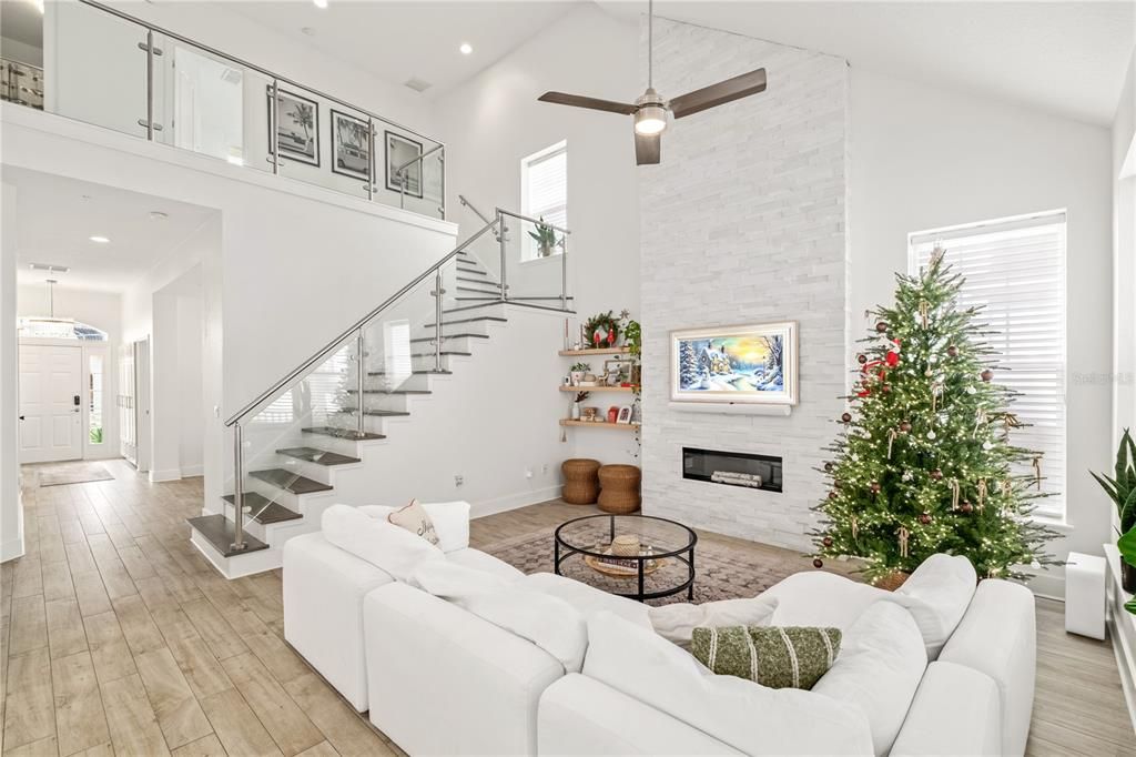 En Venta: $1,299,000 (5 camas, 3 baños, 2509 Pies cuadrados)