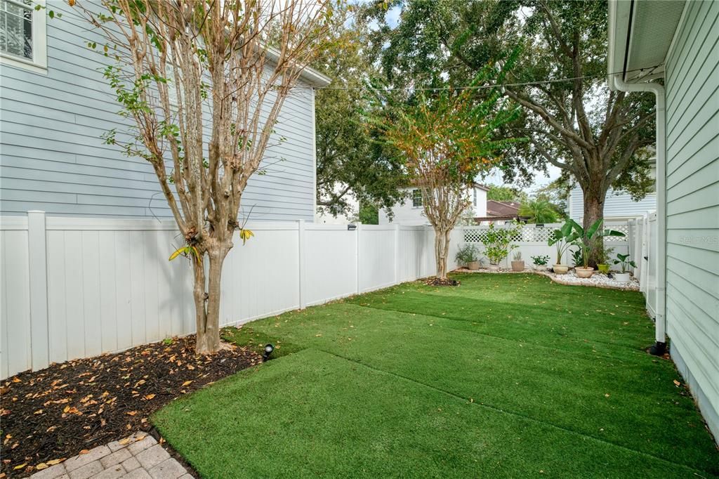 En Venta: $1,299,000 (5 camas, 3 baños, 2509 Pies cuadrados)