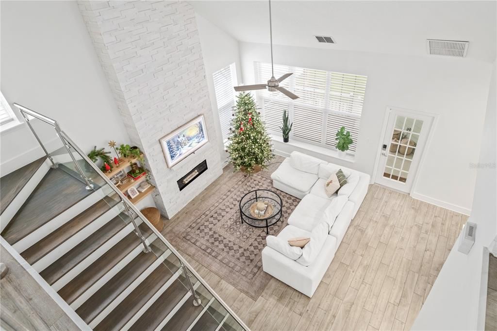 En Venta: $1,299,000 (5 camas, 3 baños, 2509 Pies cuadrados)